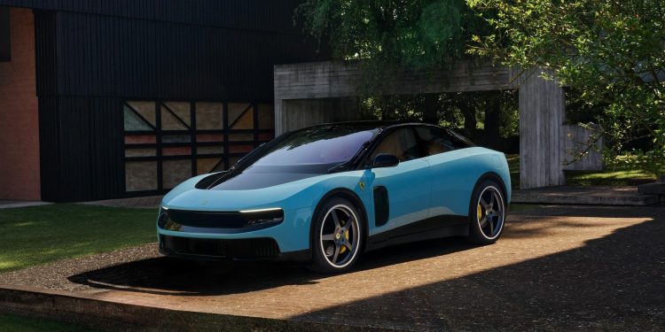 Η Ferrari πέτυχε τον στόχο πωλήσεων για το ηλεκτρικό Luce