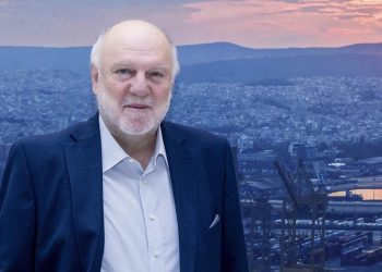 Ρεκόρ μεταφοράς ηλεκτρικών οχημάτων από την Κίνα προς την Ευρώπη