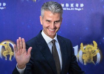 Ισχυρά κέρδη για τη Disney με «οδηγό» τα θεματικά πάρκα και το Toy Story 5