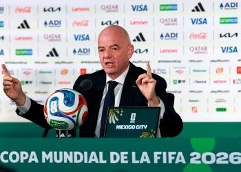 Κραδασμοί στη FIFA: Αποσύρει τη στήριξή του στον Ινφαντίνο αντιπρόεδρος της ομοσπονδίας