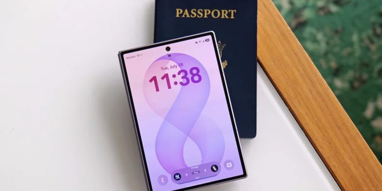Νέες δοκιμές τεχνολογίας: Αλλαγές στο Galaxy Z Fold 8 και νέα έξυπνα γυαλιά
